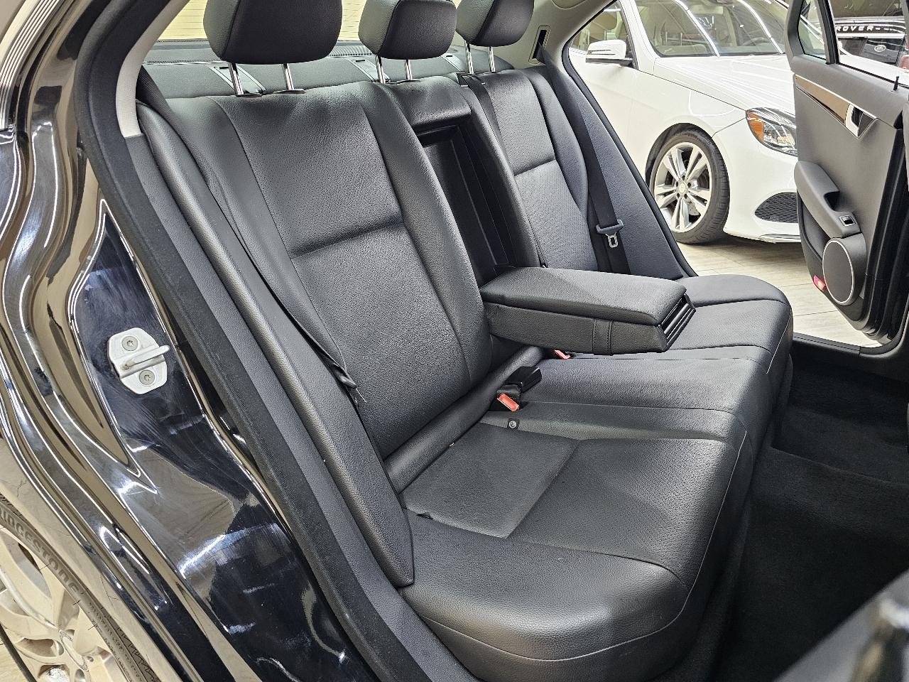 Mercedes-Benz C-Class C300 4MATIC Sport Sedan 2013