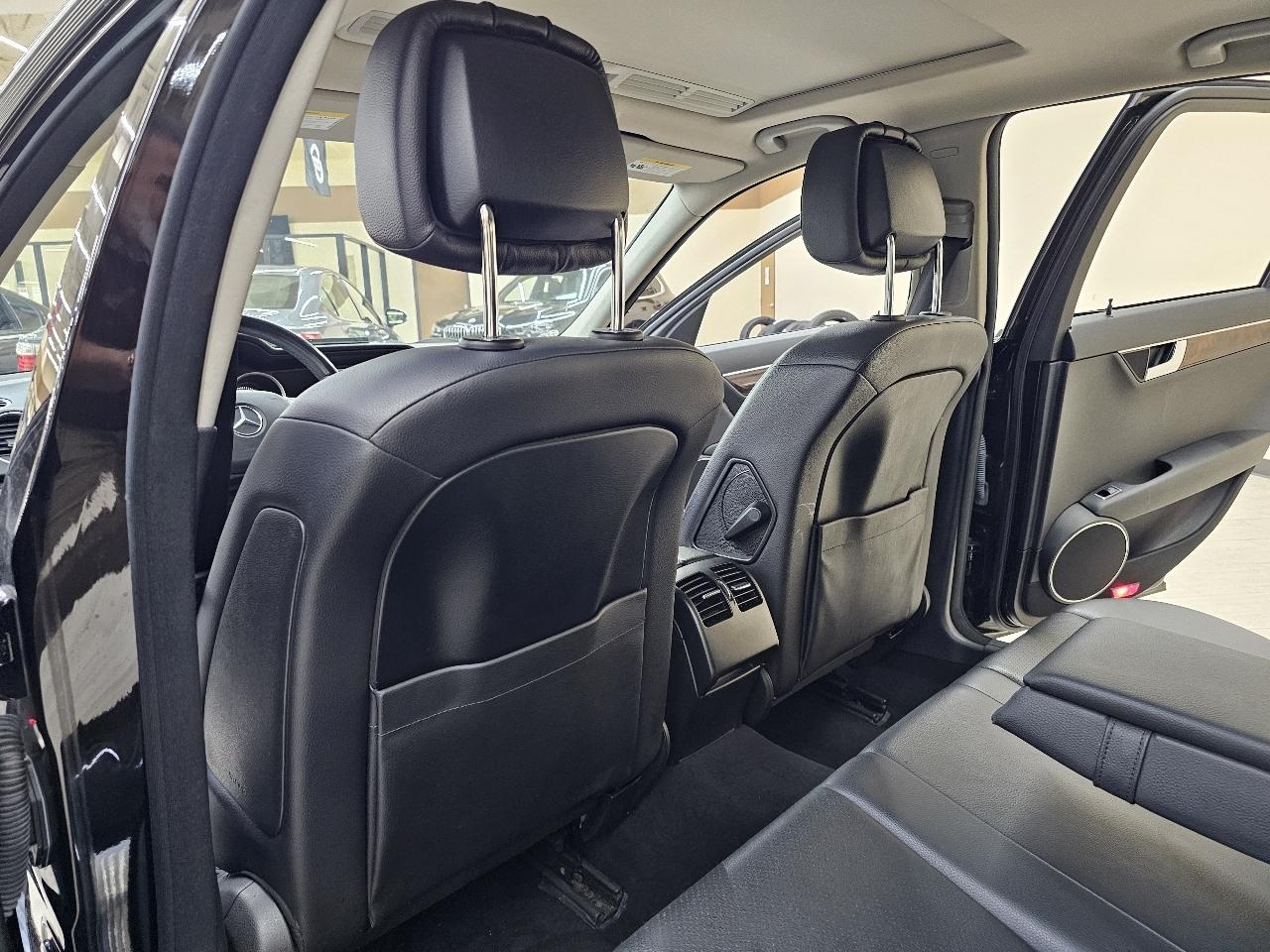 Mercedes-Benz C-Class C300 4MATIC Sport Sedan 2013