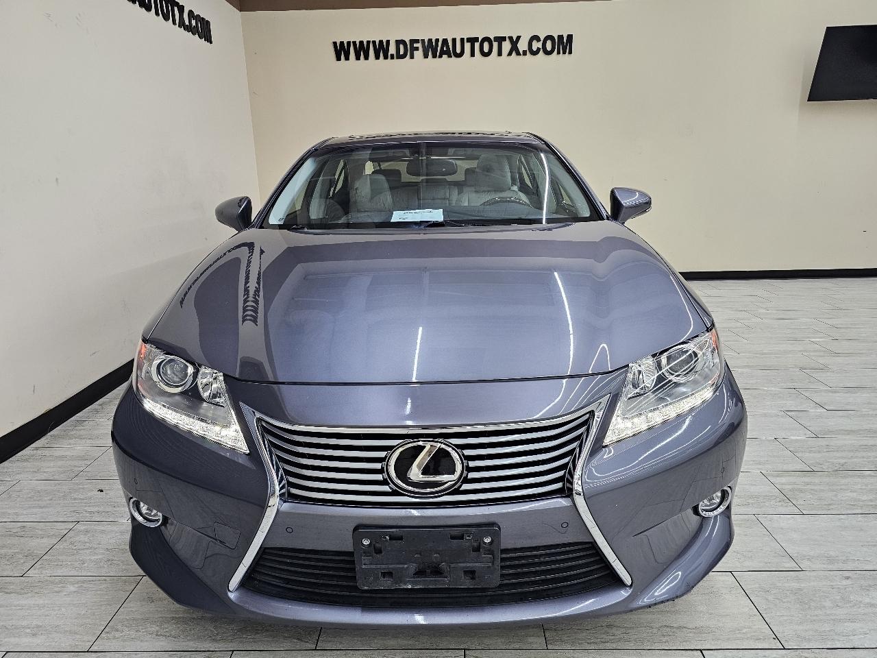 Lexus ES 350 Sedan 2015
