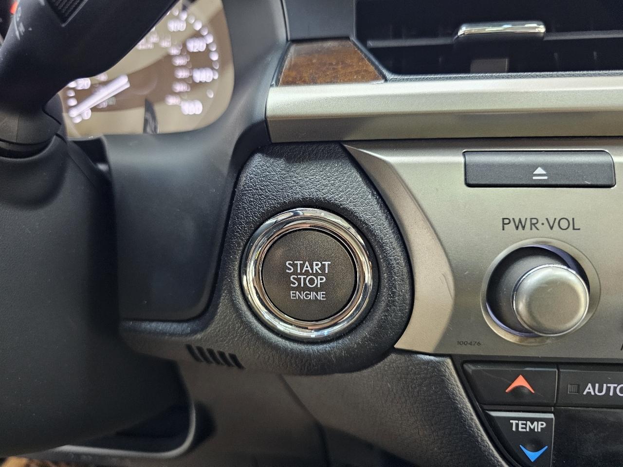 Lexus ES 350 Sedan 2015