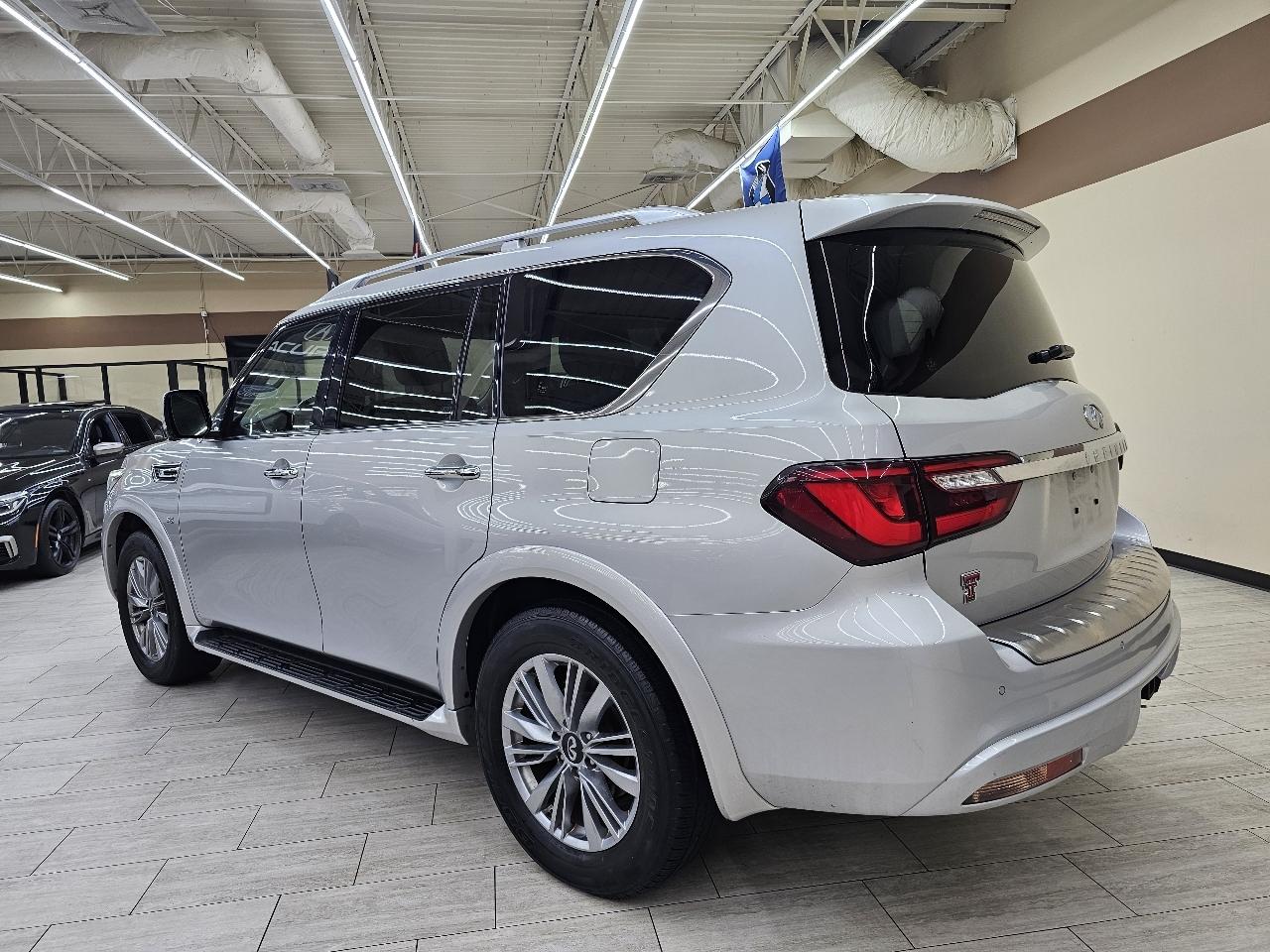 Infiniti QX80 Limited 4WD 2019