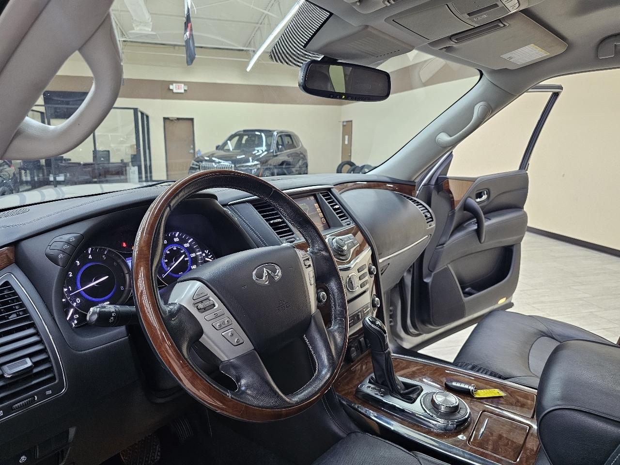 Infiniti QX80 Limited 4WD 2019