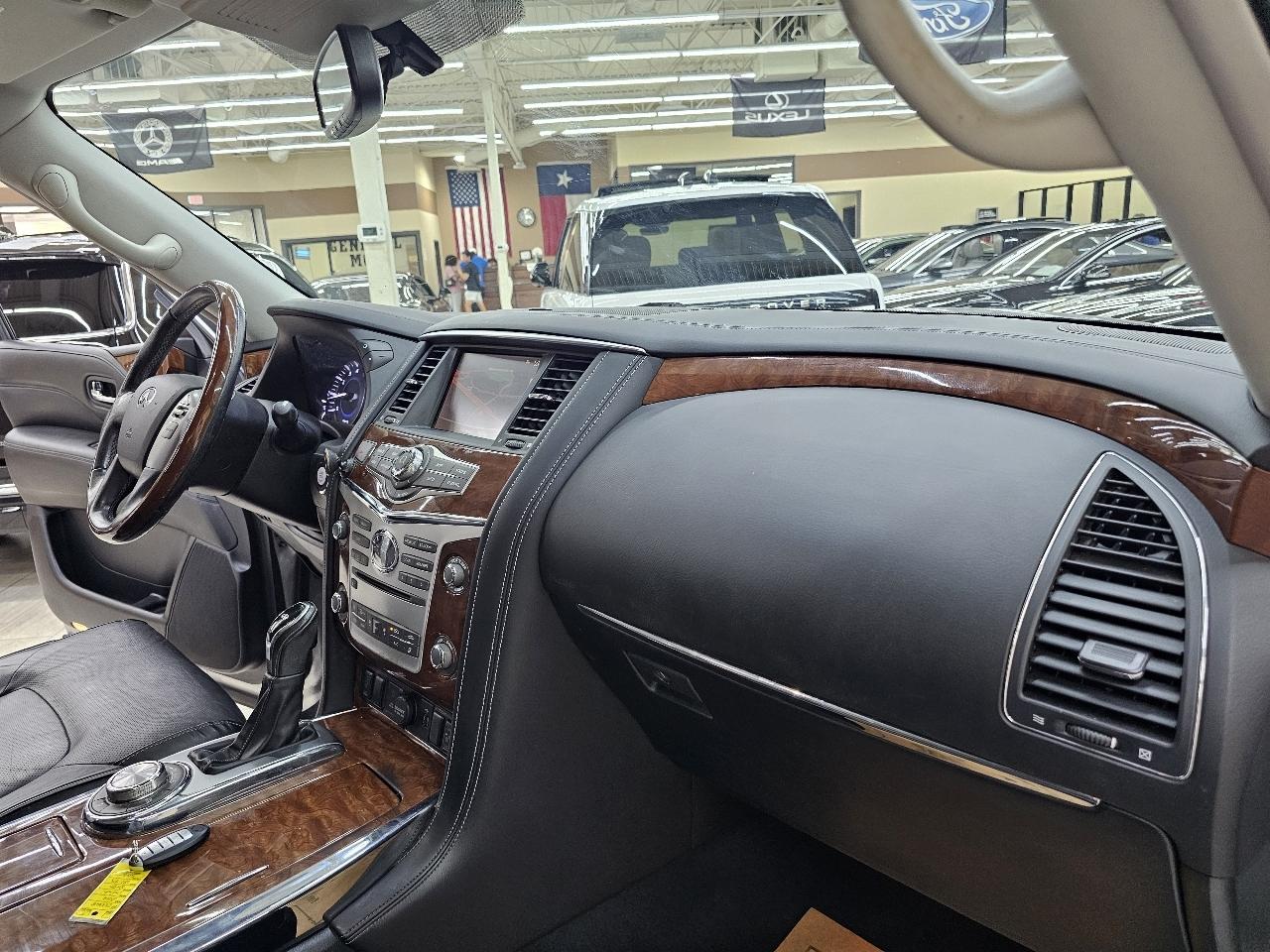 Infiniti QX80 Limited 4WD 2019