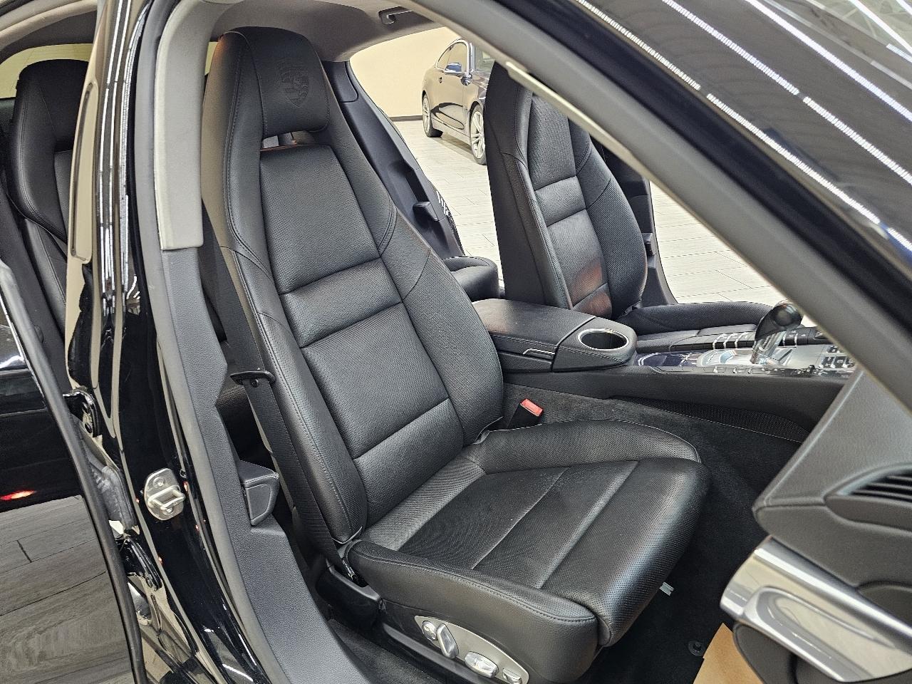 Porsche Panamera  2016