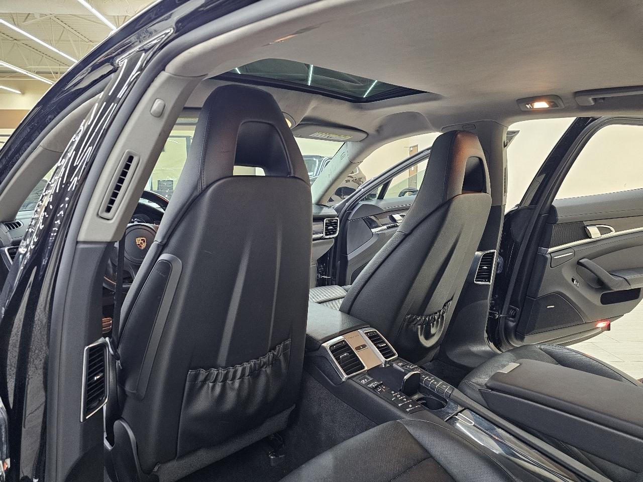 Porsche Panamera  2016