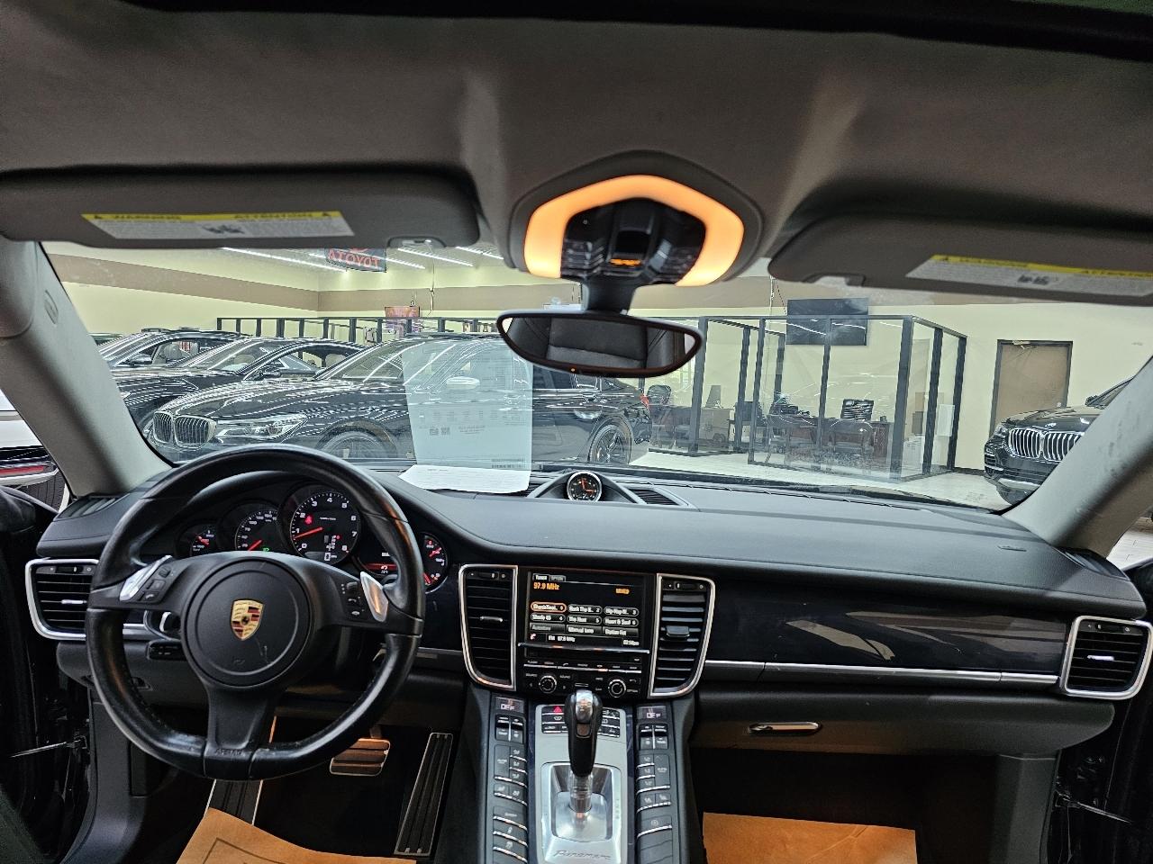 Porsche Panamera  2016