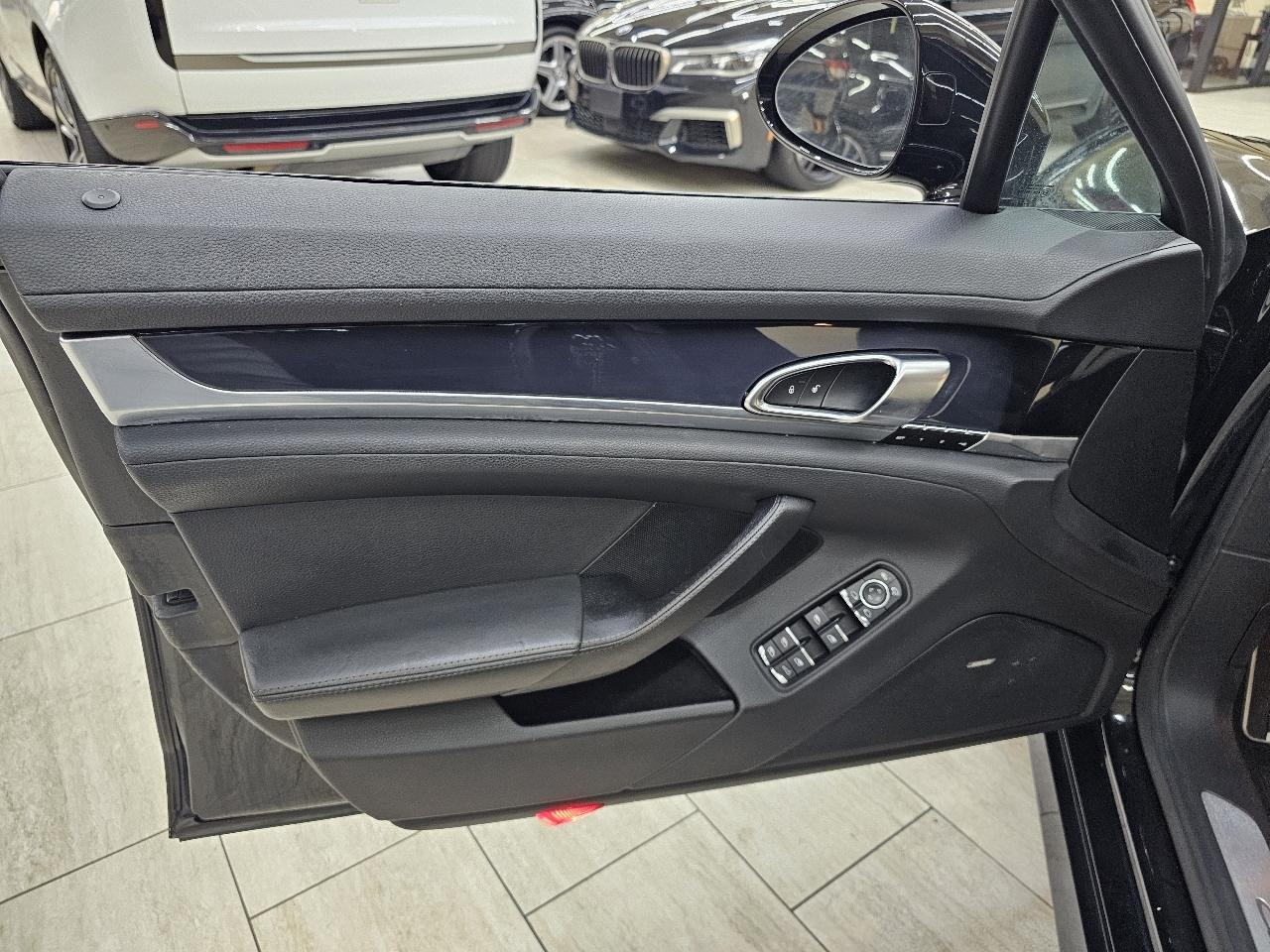 Porsche Panamera  2016