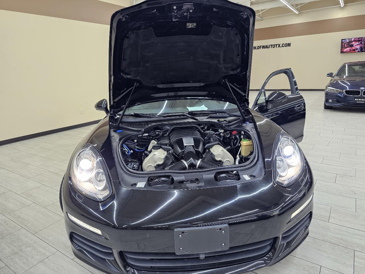 Porsche Panamera  2016