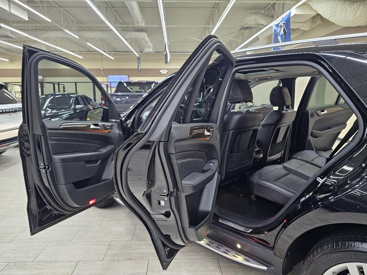 Mercedes-Benz M-Class ML350 4MATIC 2014