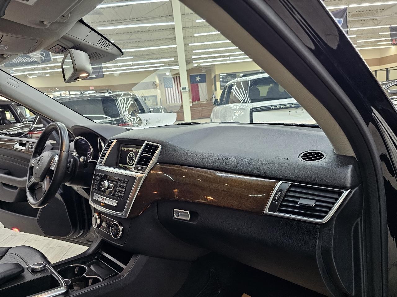 Mercedes-Benz M-Class ML350 4MATIC 2014