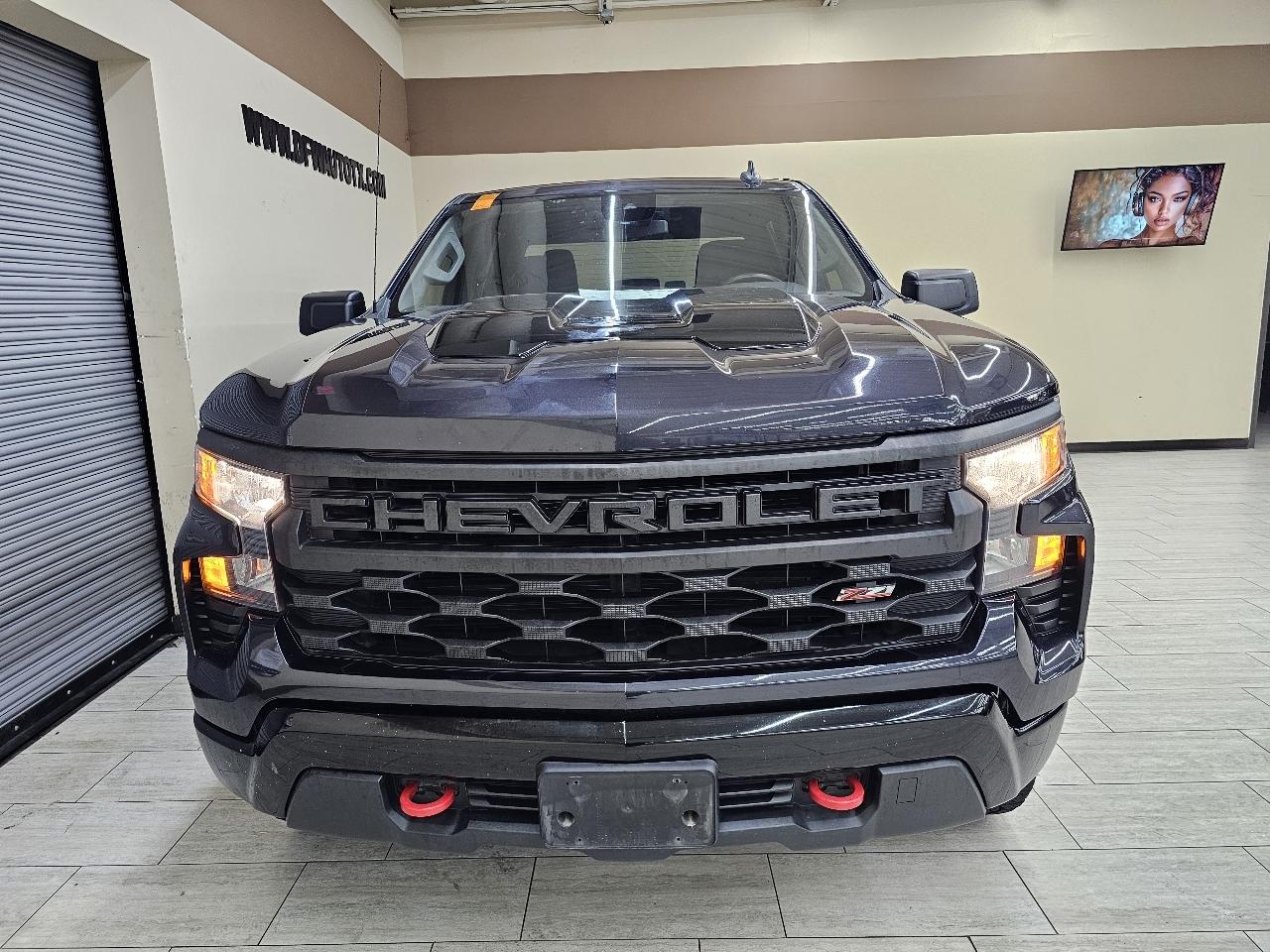 Chevrolet Silverado 1500 Trail Boss Custom Crew Cab 4WD 2022