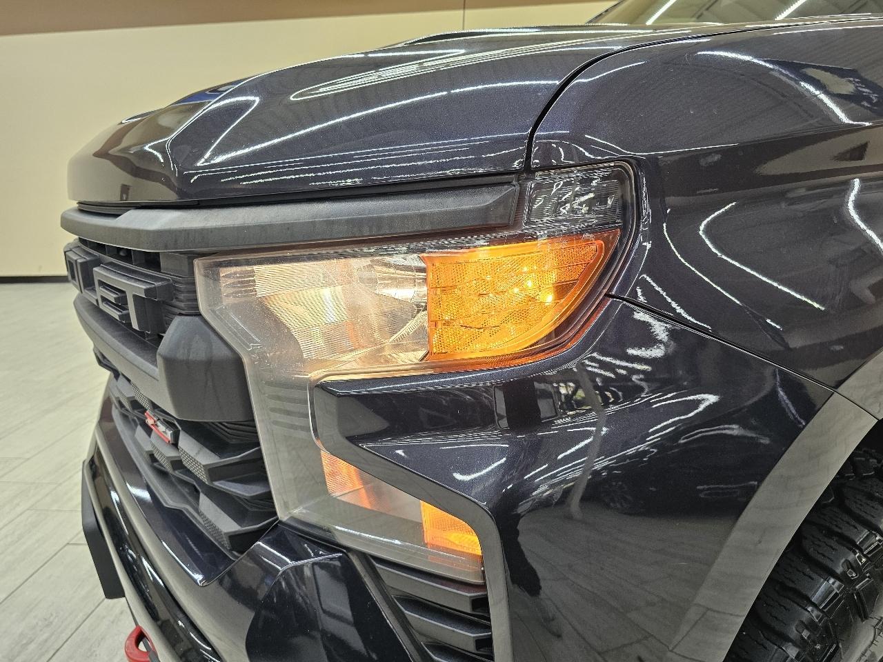 Chevrolet Silverado 1500 Trail Boss Custom Crew Cab 4WD 2022