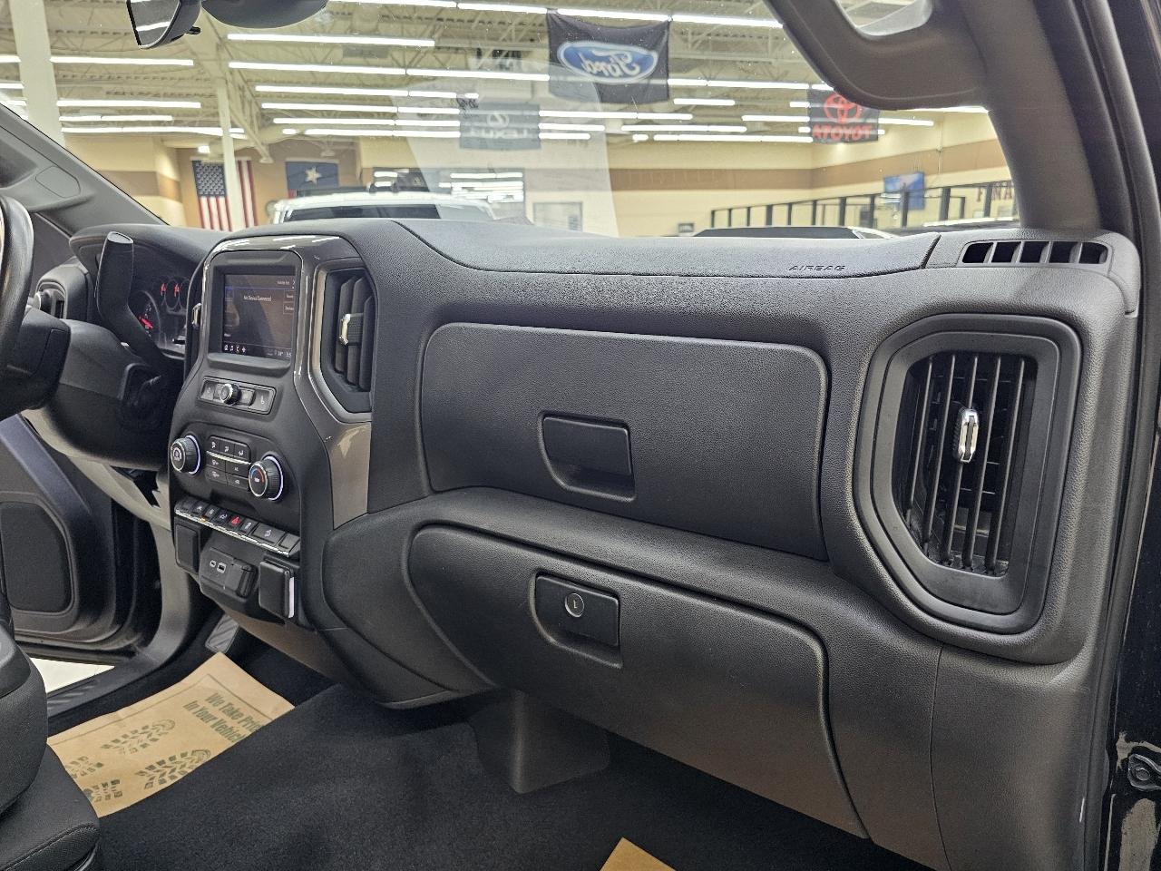 Chevrolet Silverado 1500 Trail Boss Custom Crew Cab 4WD 2022