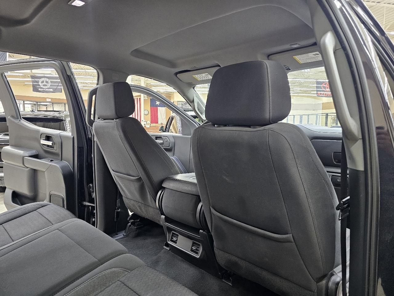 Chevrolet Silverado 1500 Trail Boss Custom Crew Cab 4WD 2022