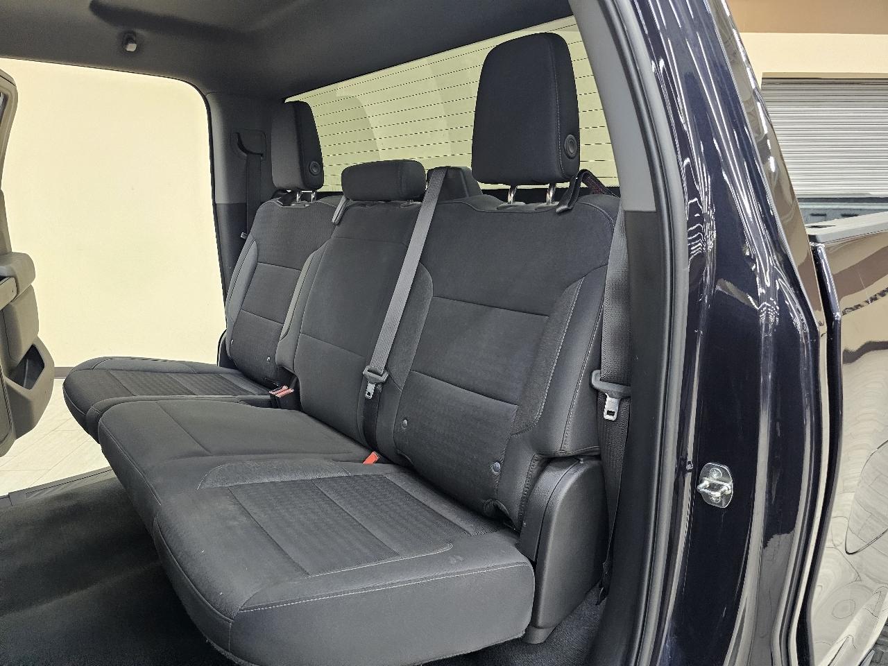 Chevrolet Silverado 1500 Trail Boss Custom Crew Cab 4WD 2022