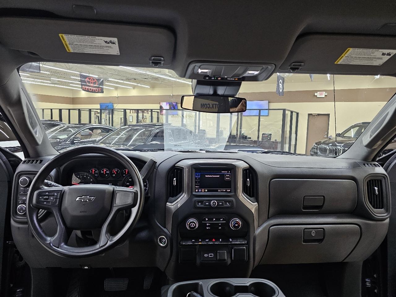 Chevrolet Silverado 1500 Trail Boss Custom Crew Cab 4WD 2022