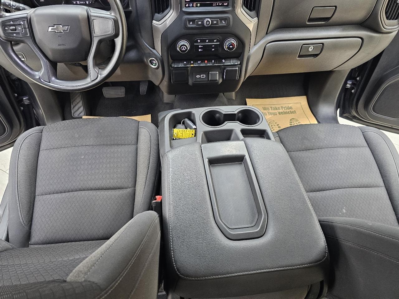 Chevrolet Silverado 1500 Trail Boss Custom Crew Cab 4WD 2022