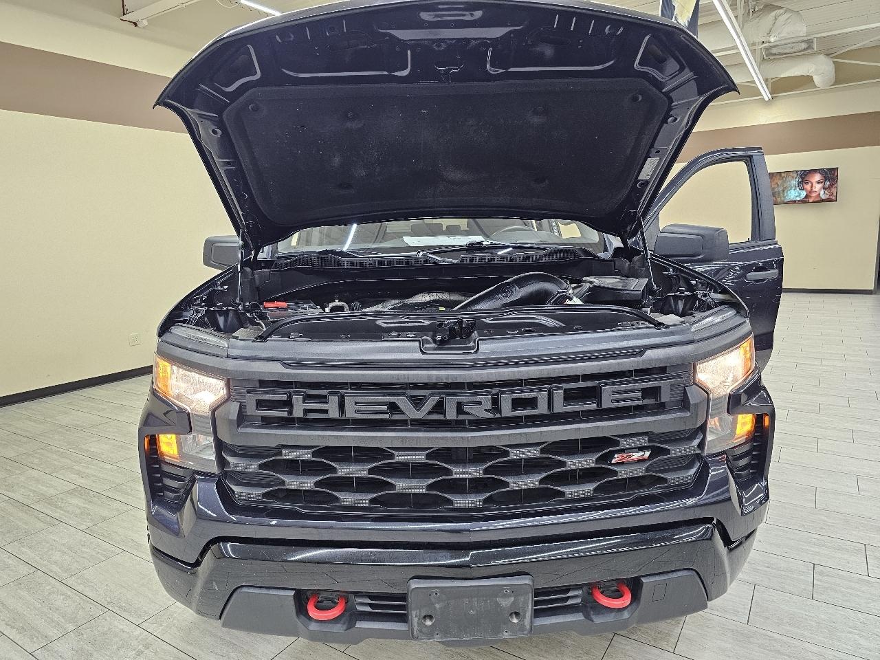 Chevrolet Silverado 1500 Trail Boss Custom Crew Cab 4WD 2022