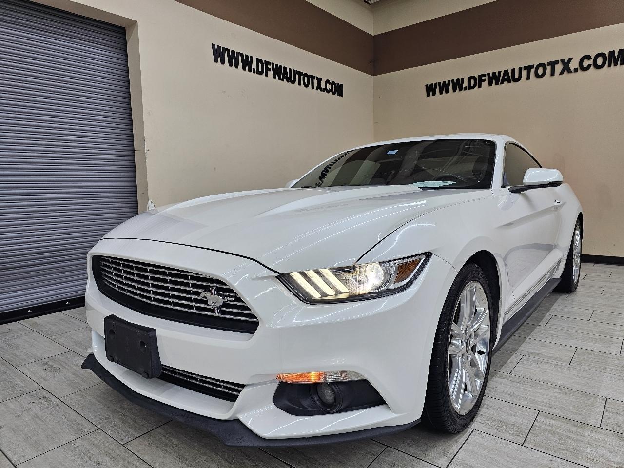 Ford Mustang EcoBoost Coupe 2017