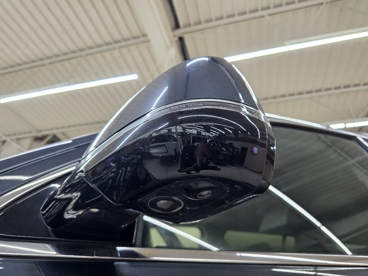 Cadillac Escalade ESV Luxury 4WD 2020