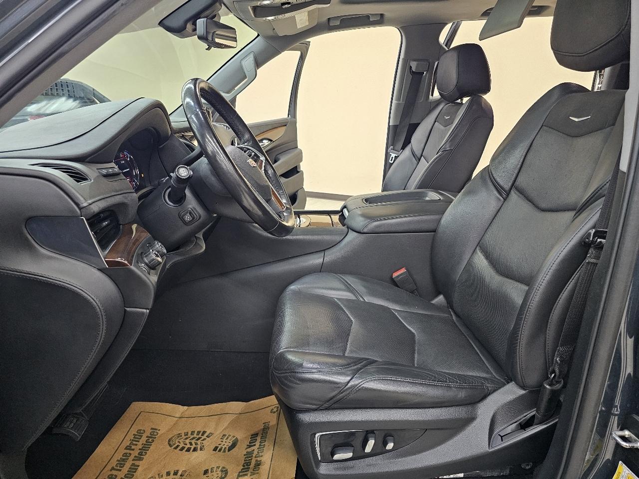 Cadillac Escalade ESV Luxury 4WD 2020