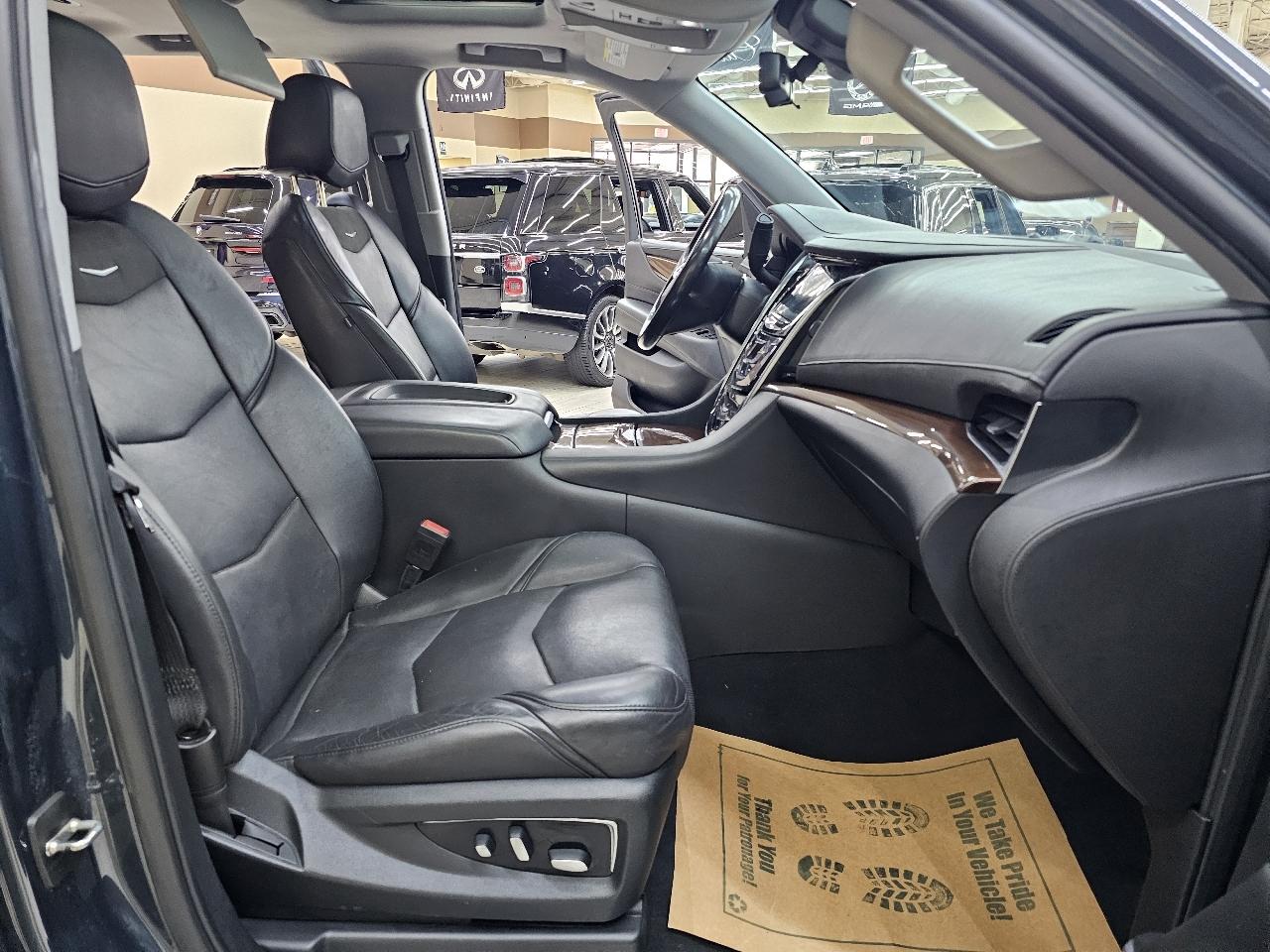 Cadillac Escalade ESV Luxury 4WD 2020