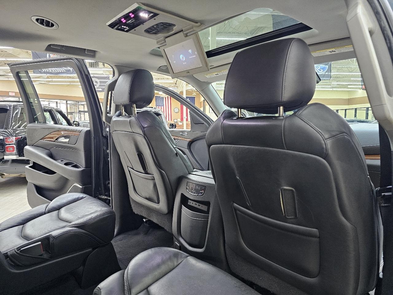 Cadillac Escalade ESV Luxury 4WD 2020