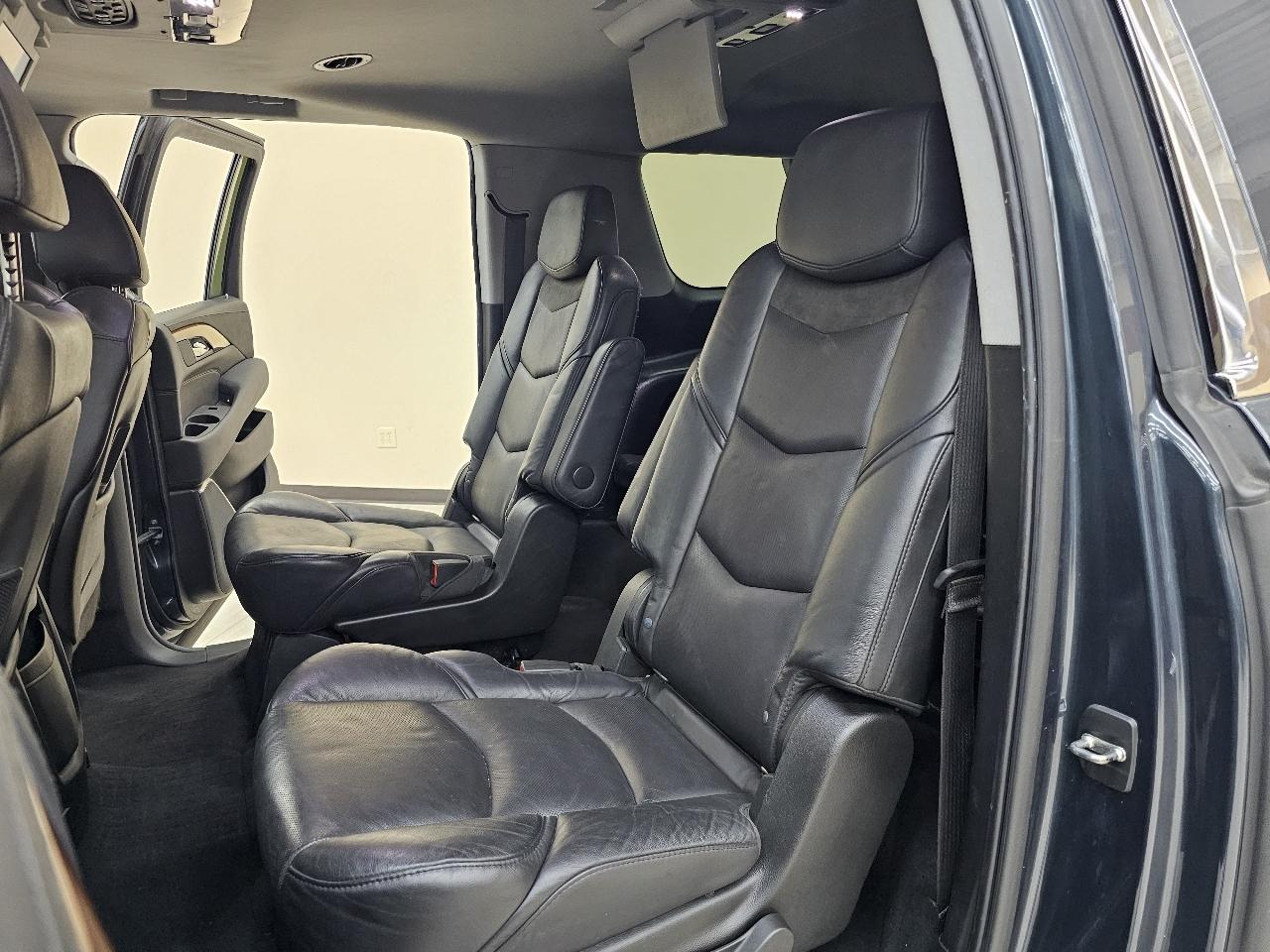 Cadillac Escalade ESV Luxury 4WD 2020