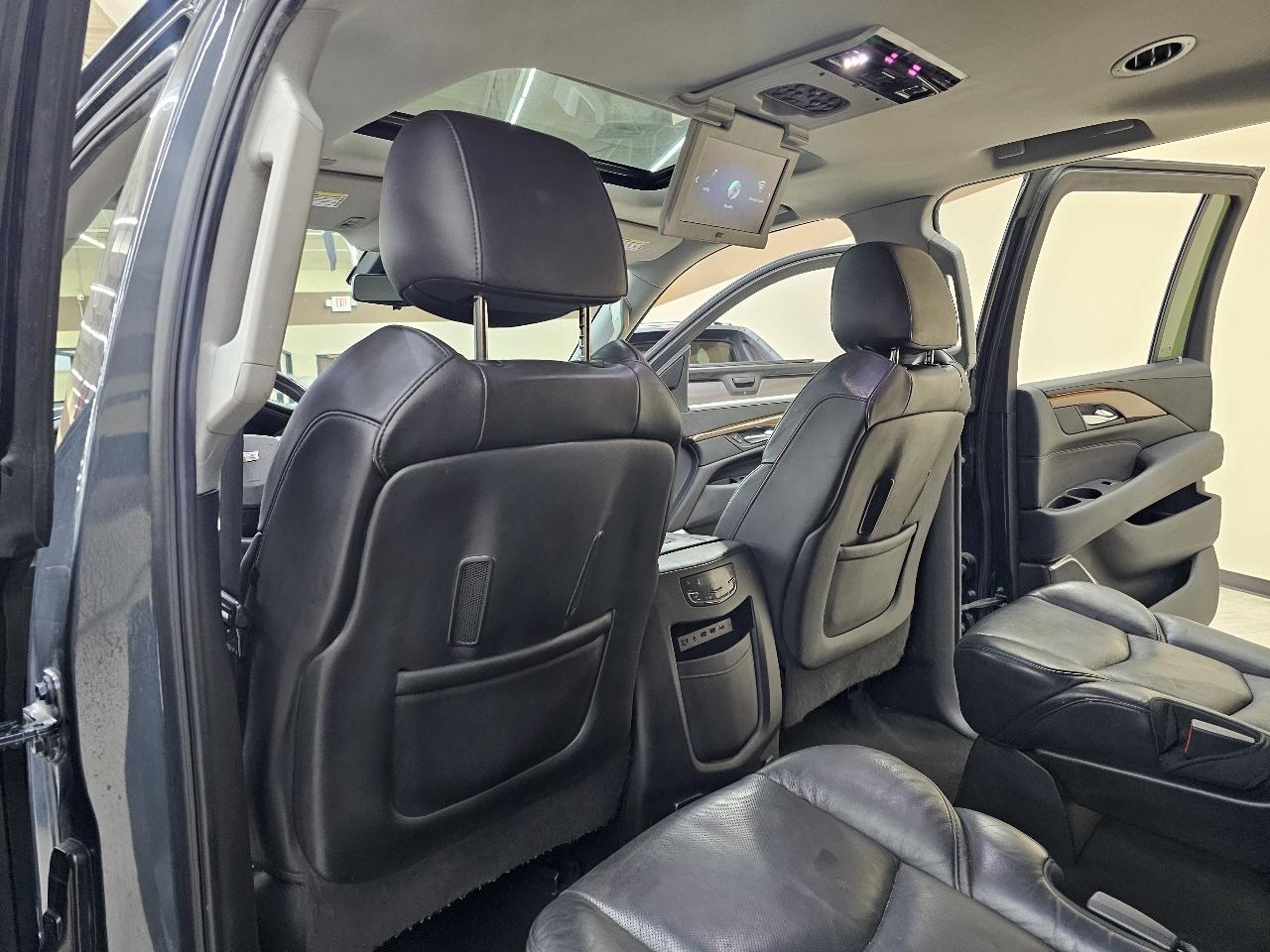 Cadillac Escalade ESV Luxury 4WD 2020