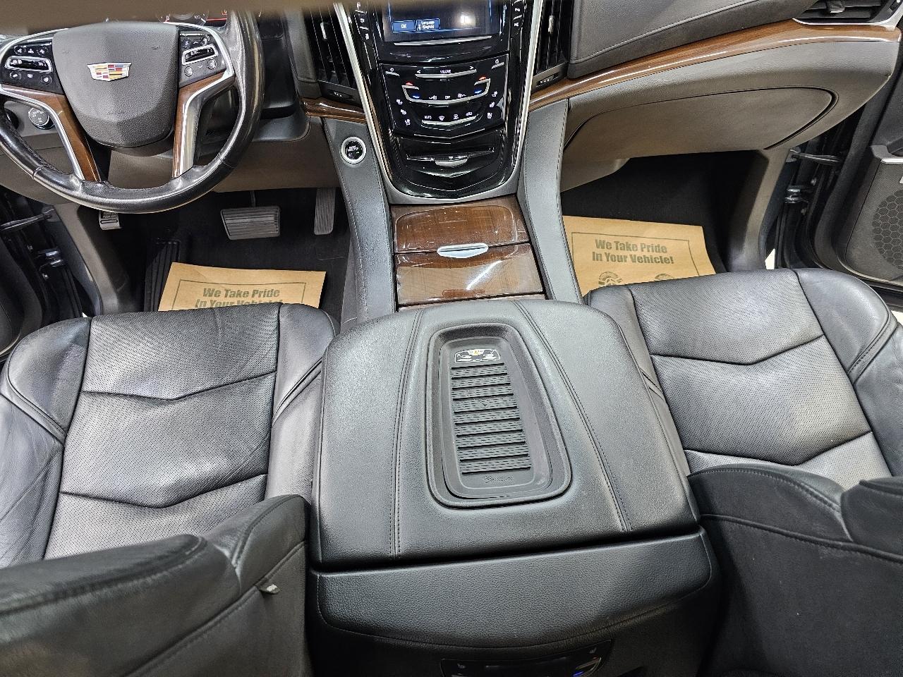 Cadillac Escalade ESV Luxury 4WD 2020