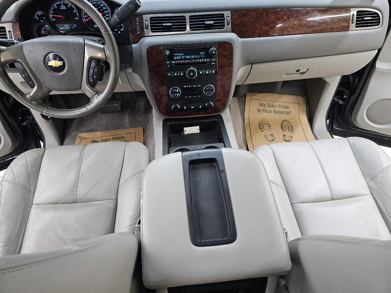Chevrolet Avalanche LT 2WD 2011