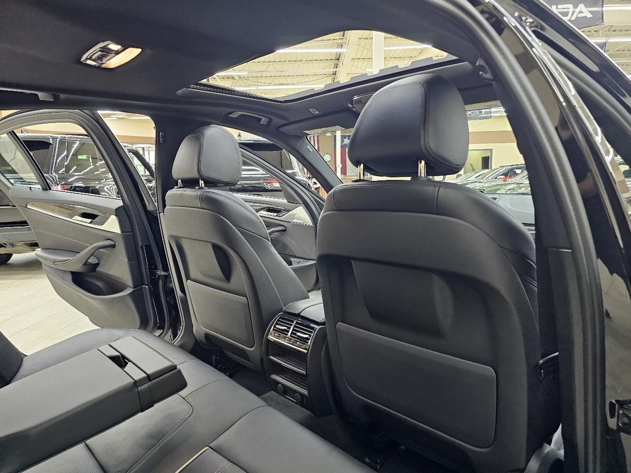 BMW 5-Series 530i 2017