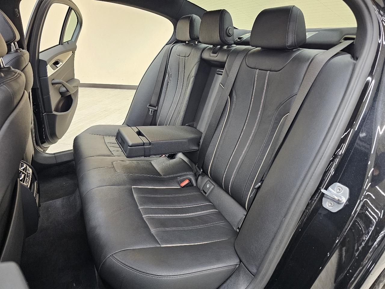BMW 5-Series 530i 2017