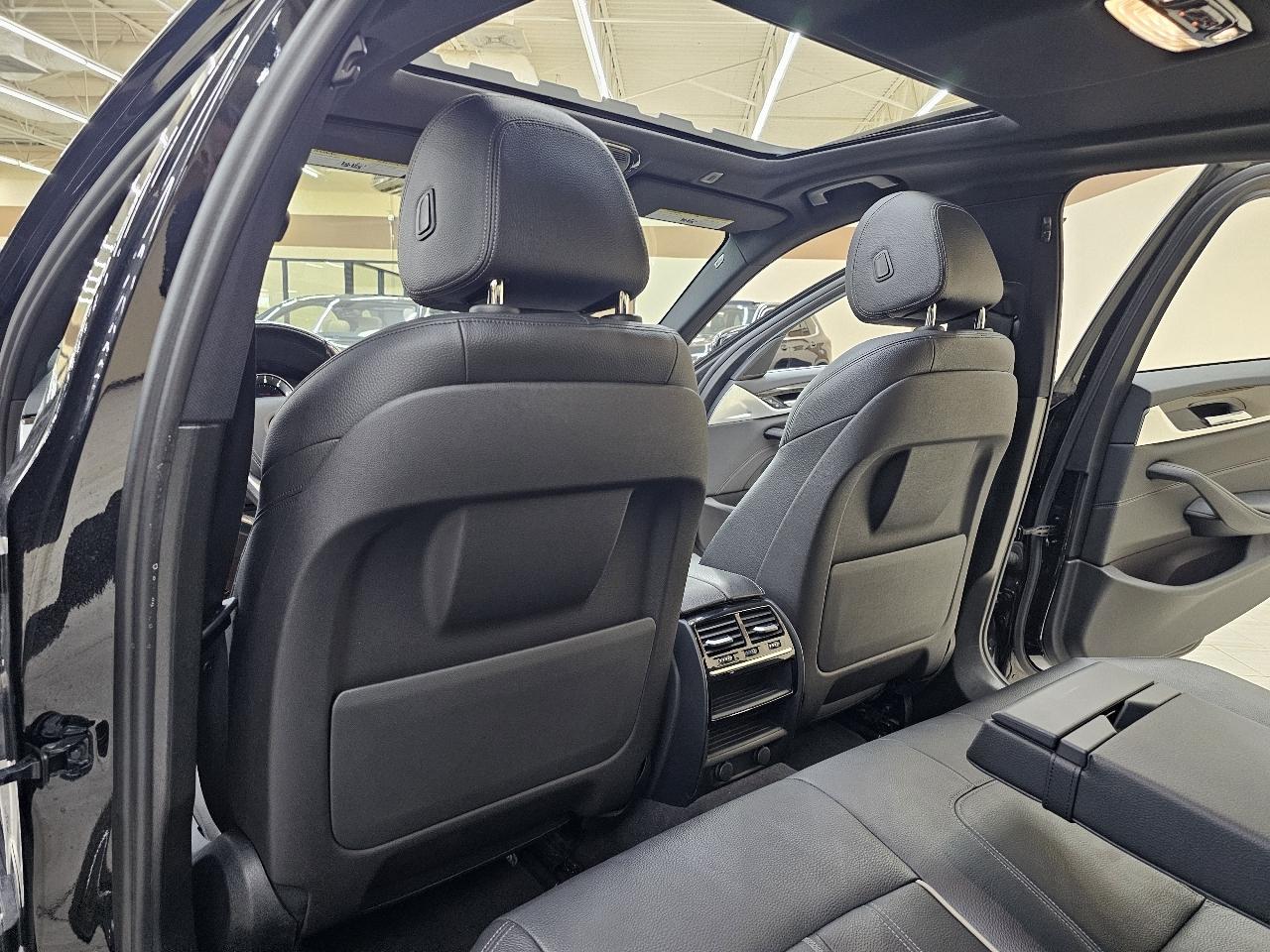 BMW 5-Series 530i 2017
