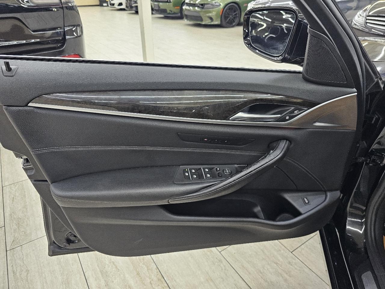 BMW 5-Series 530i 2017