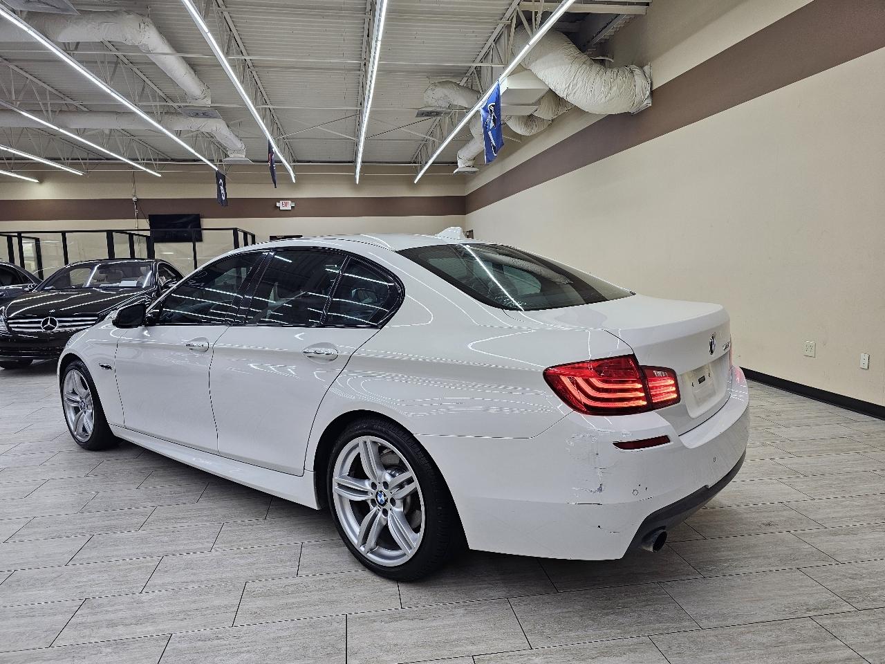 BMW 5-Series 535i 2016
