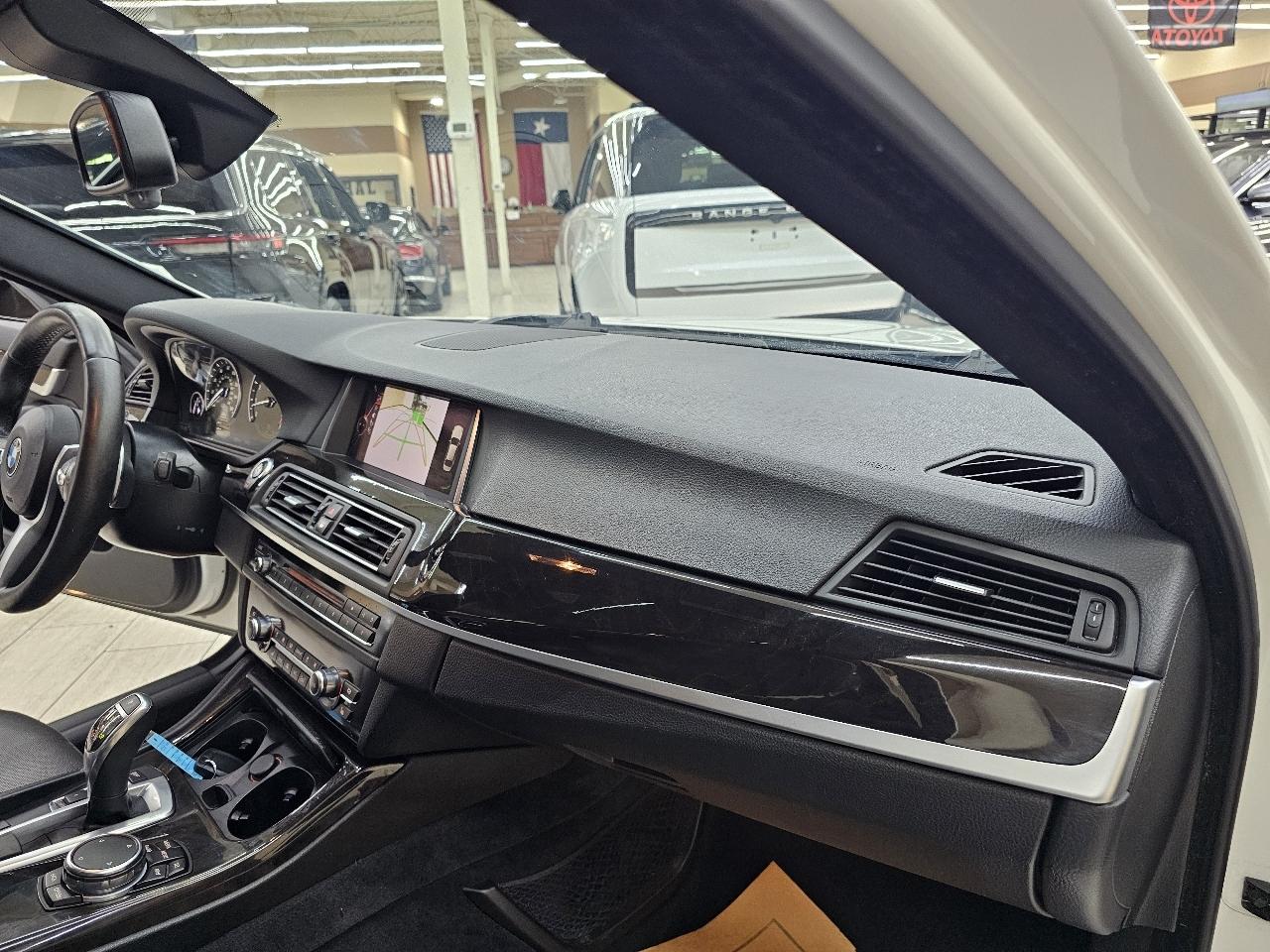 BMW 5-Series 535i 2016