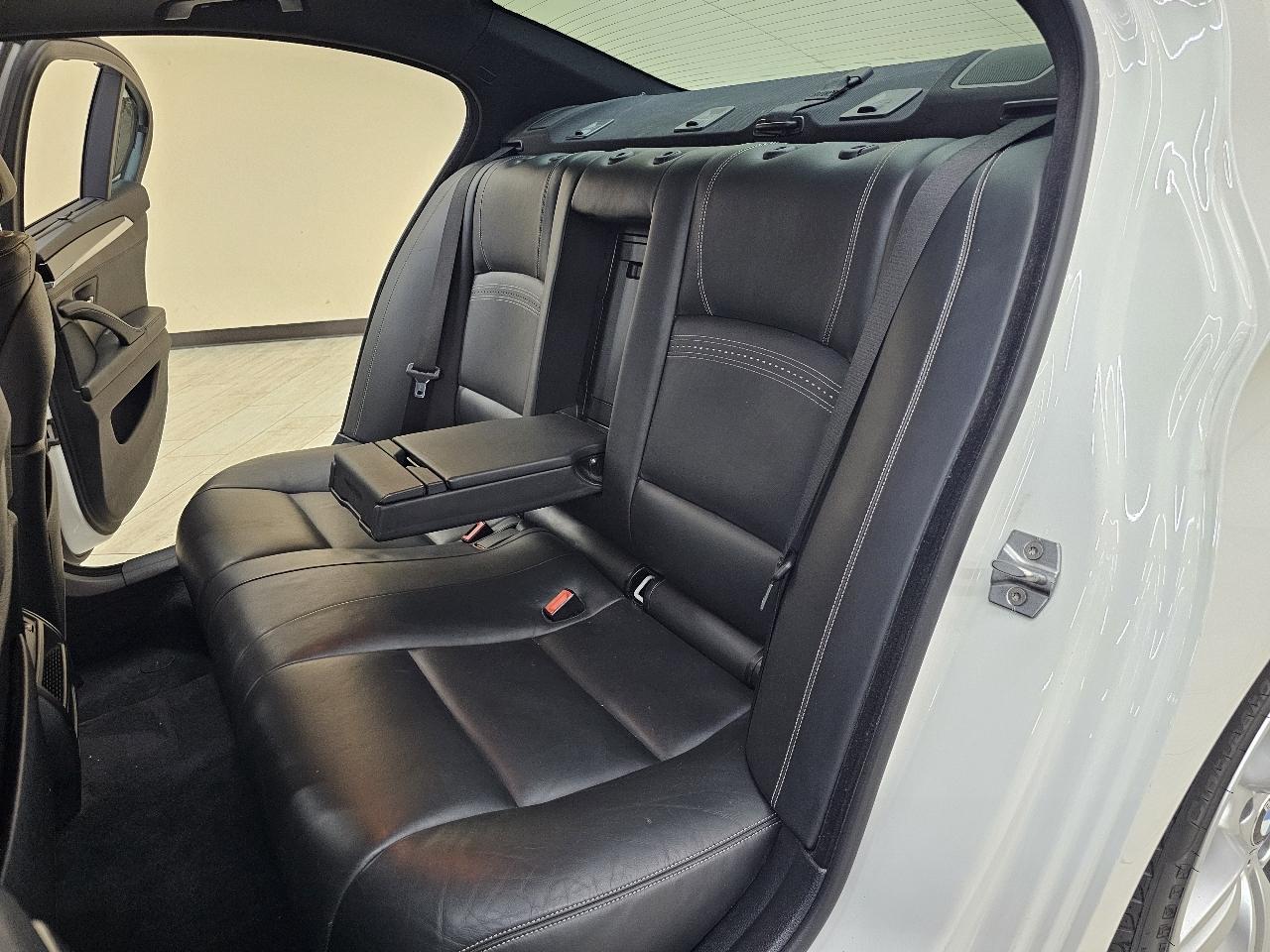BMW 5-Series 535i 2016