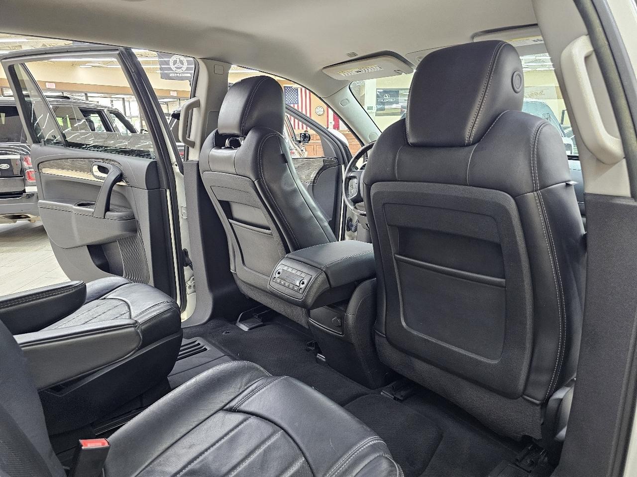 Buick Enclave Premium FWD 2013