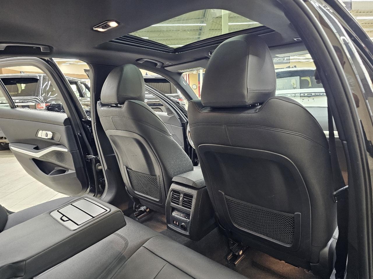 BMW 3-Series 330i 2020