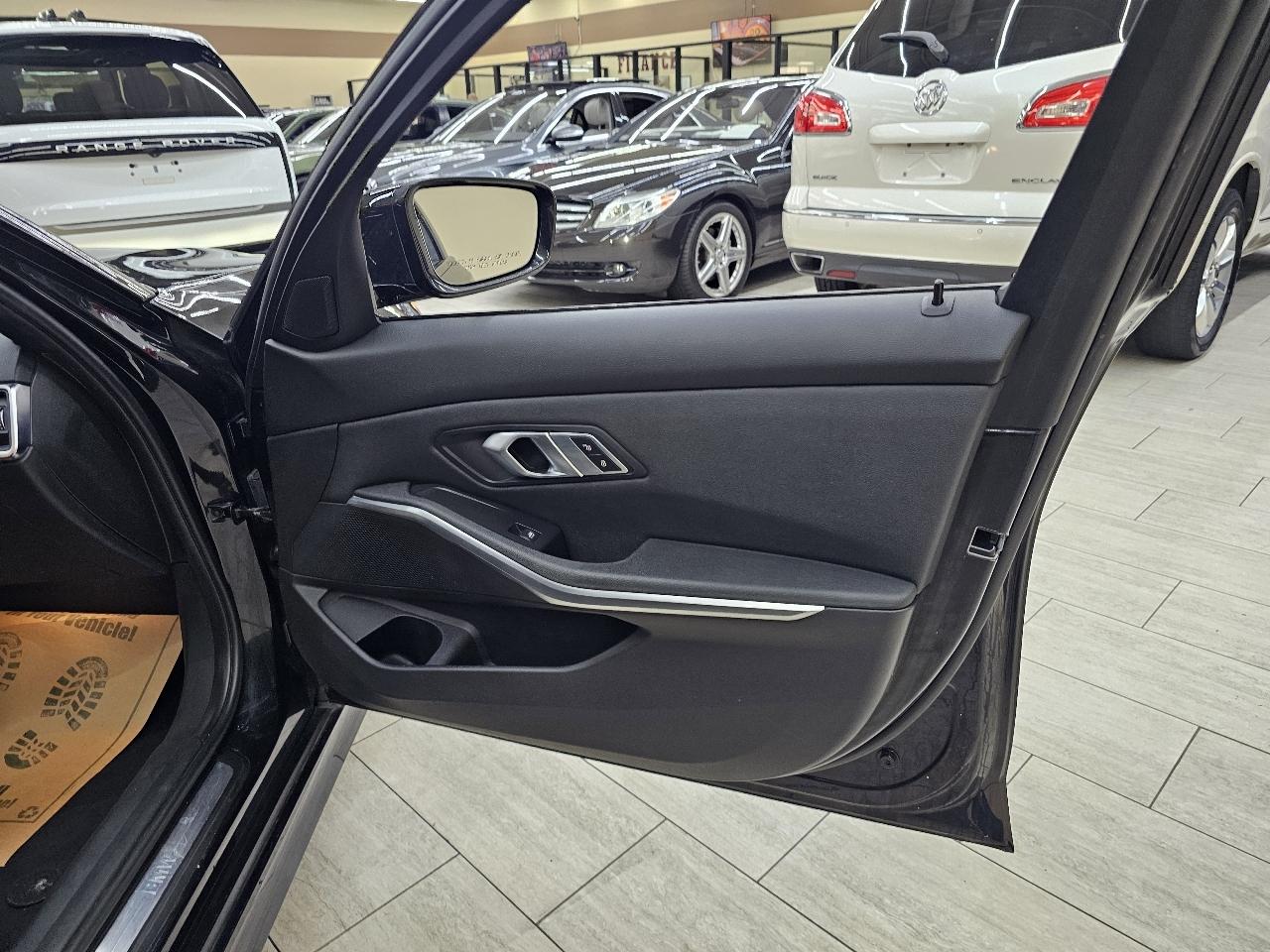 BMW 3-Series 330i 2020