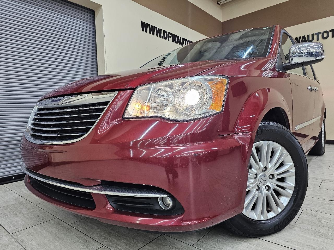 2013 Chrysler Town & Country Limited