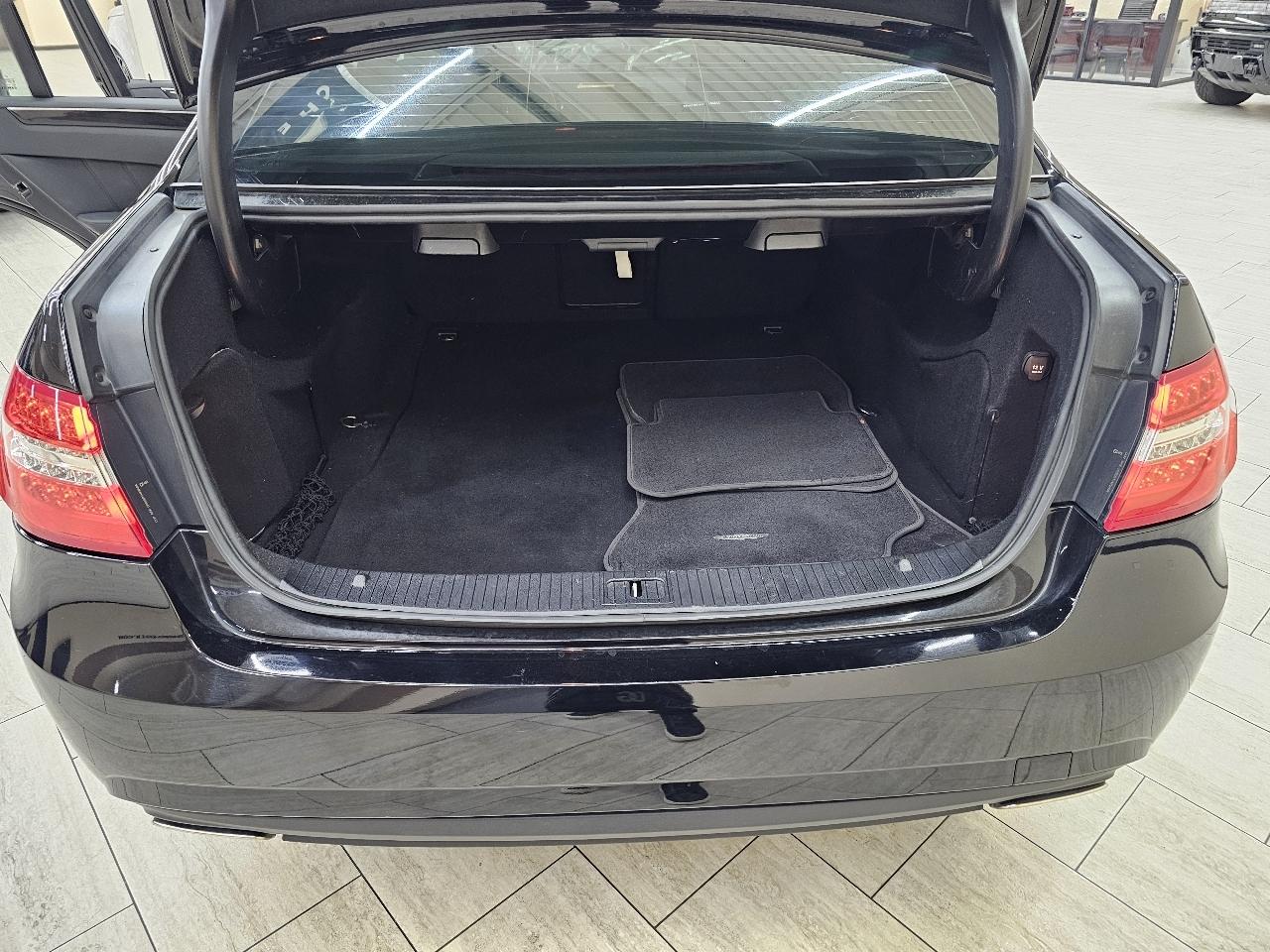 Mercedes-Benz E-Class E350 Sedan 2011