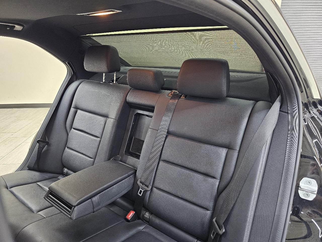 Mercedes-Benz E-Class E350 Sedan 2011
