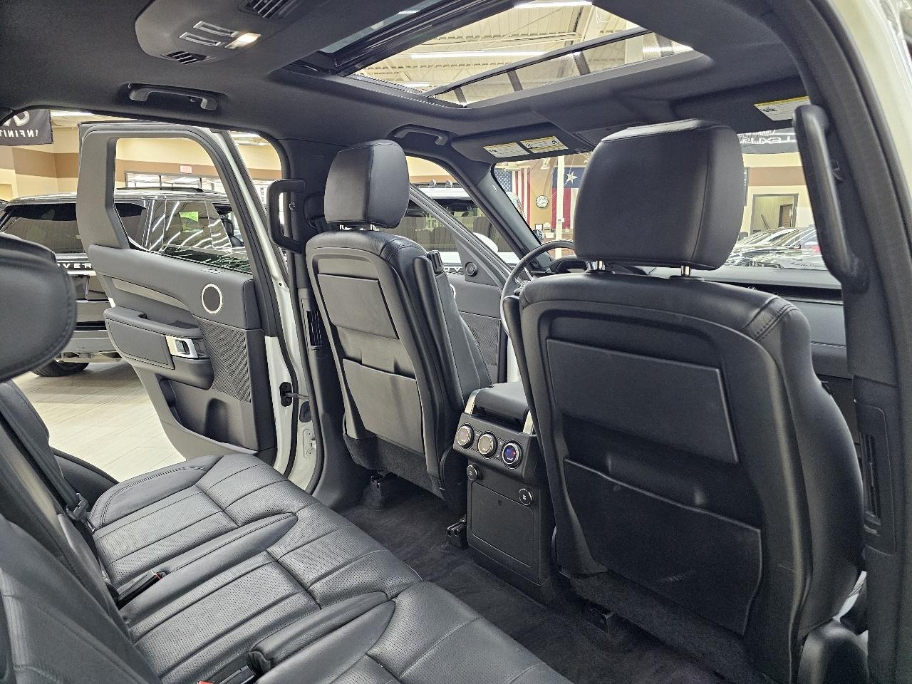 Land Rover Discovery HSE Td6 2018