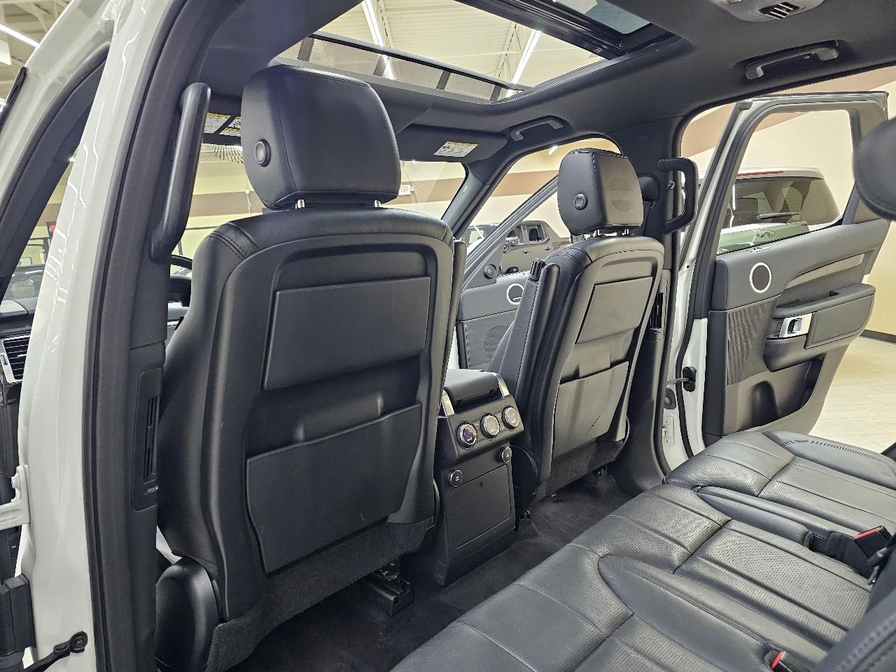 Land Rover Discovery HSE Td6 2018