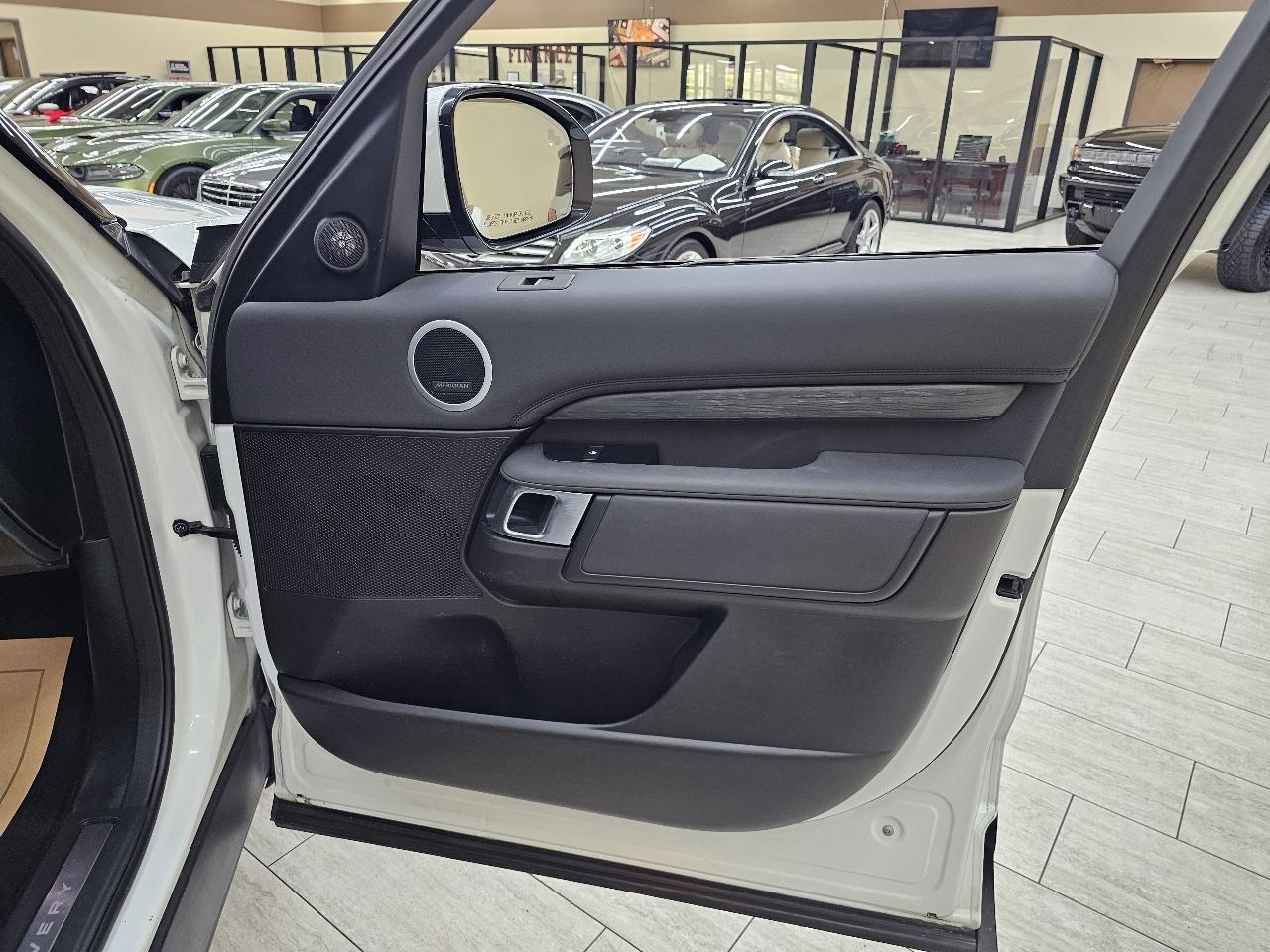 Land Rover Discovery HSE Td6 2018