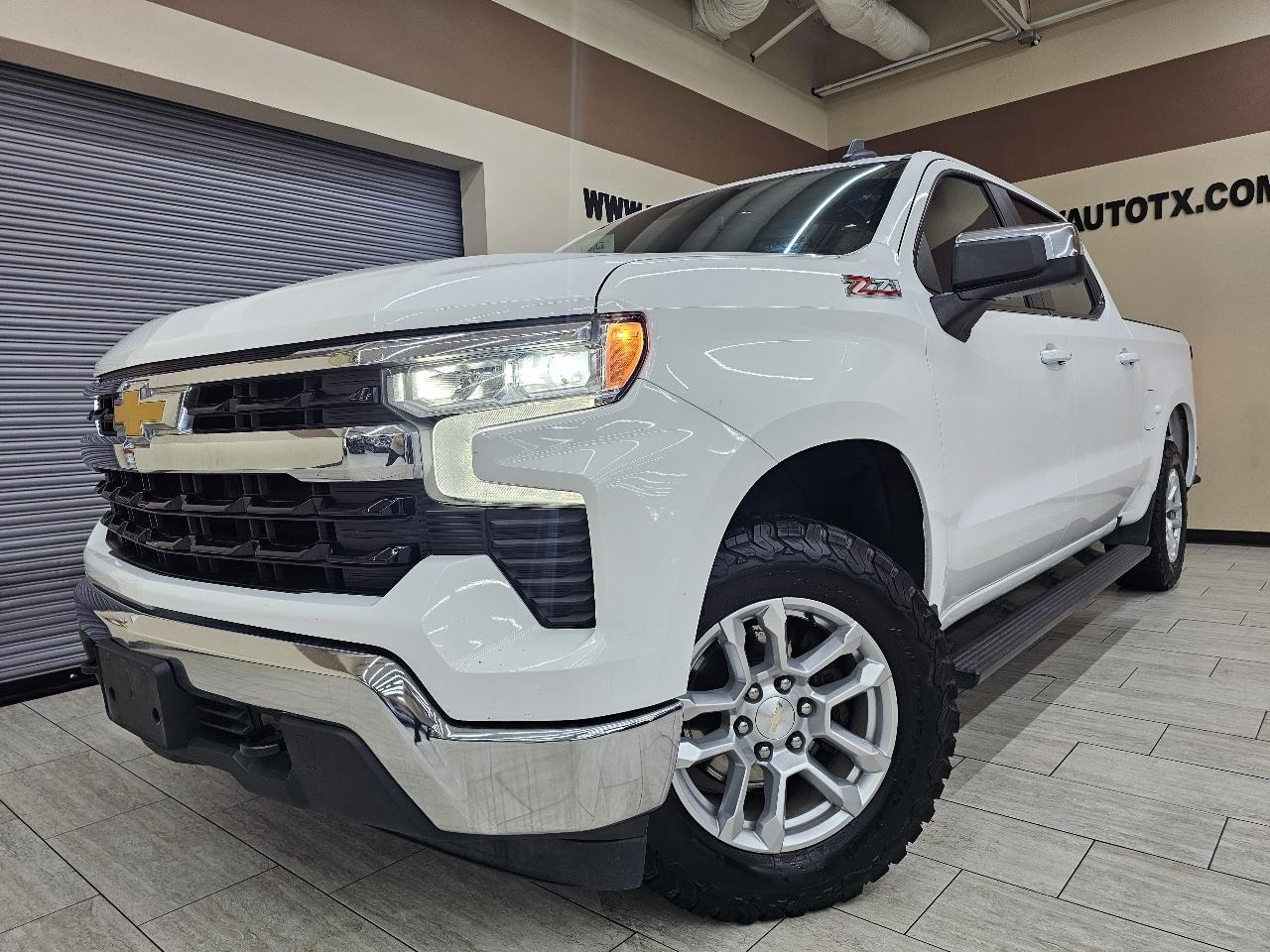 Chevrolet Silverado 1500 LT Crew Cab 4WD 2023