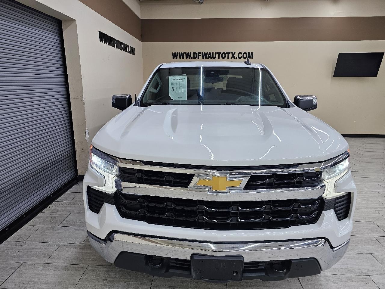 Chevrolet Silverado 1500 LT Crew Cab 4WD 2023