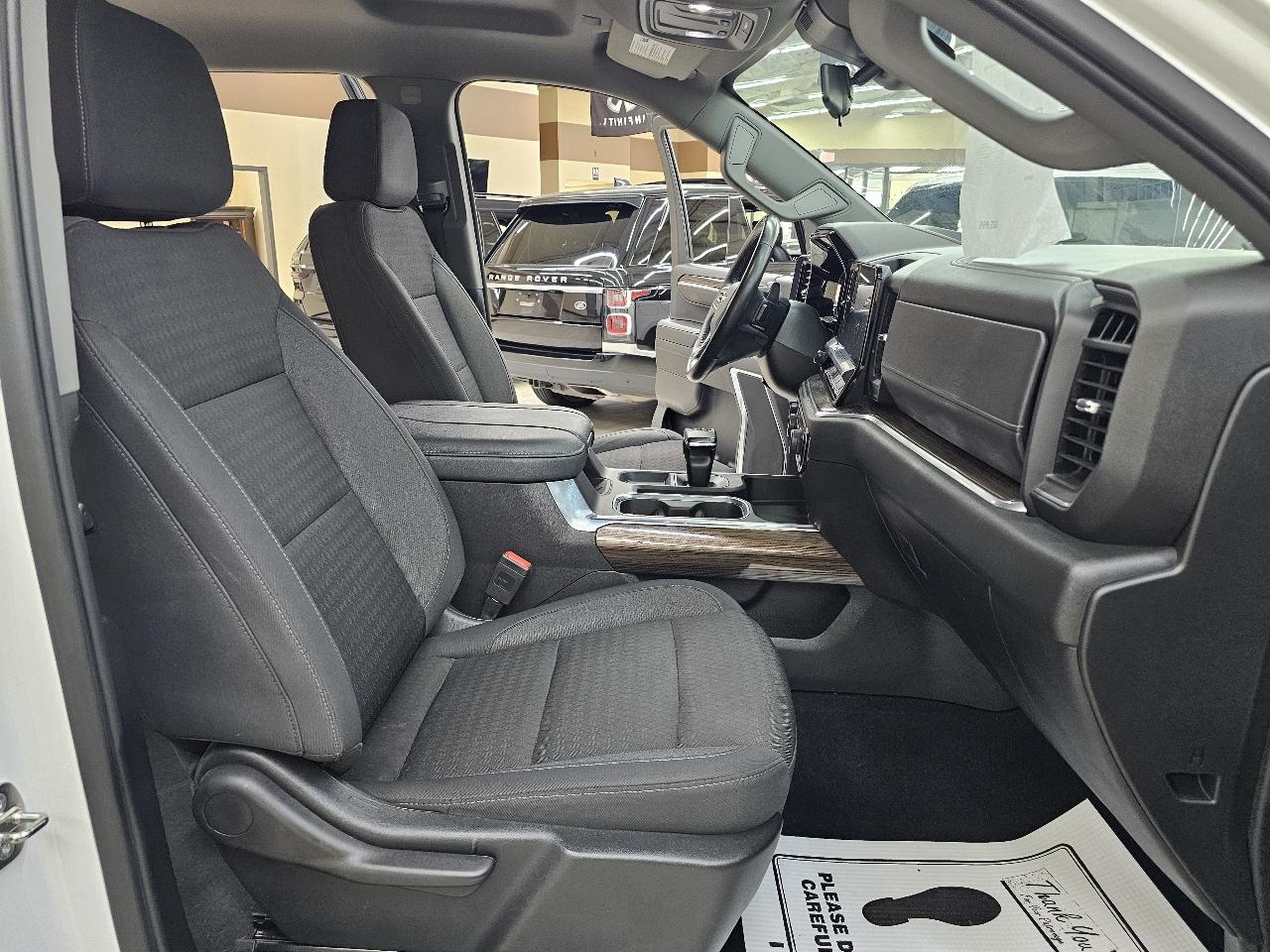 Chevrolet Silverado 1500 LT Crew Cab 4WD 2023